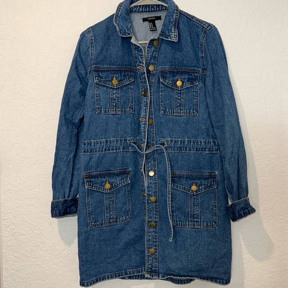 Woman’s denim dress mint condition Forever 21 FALL - Picture 1 of 2